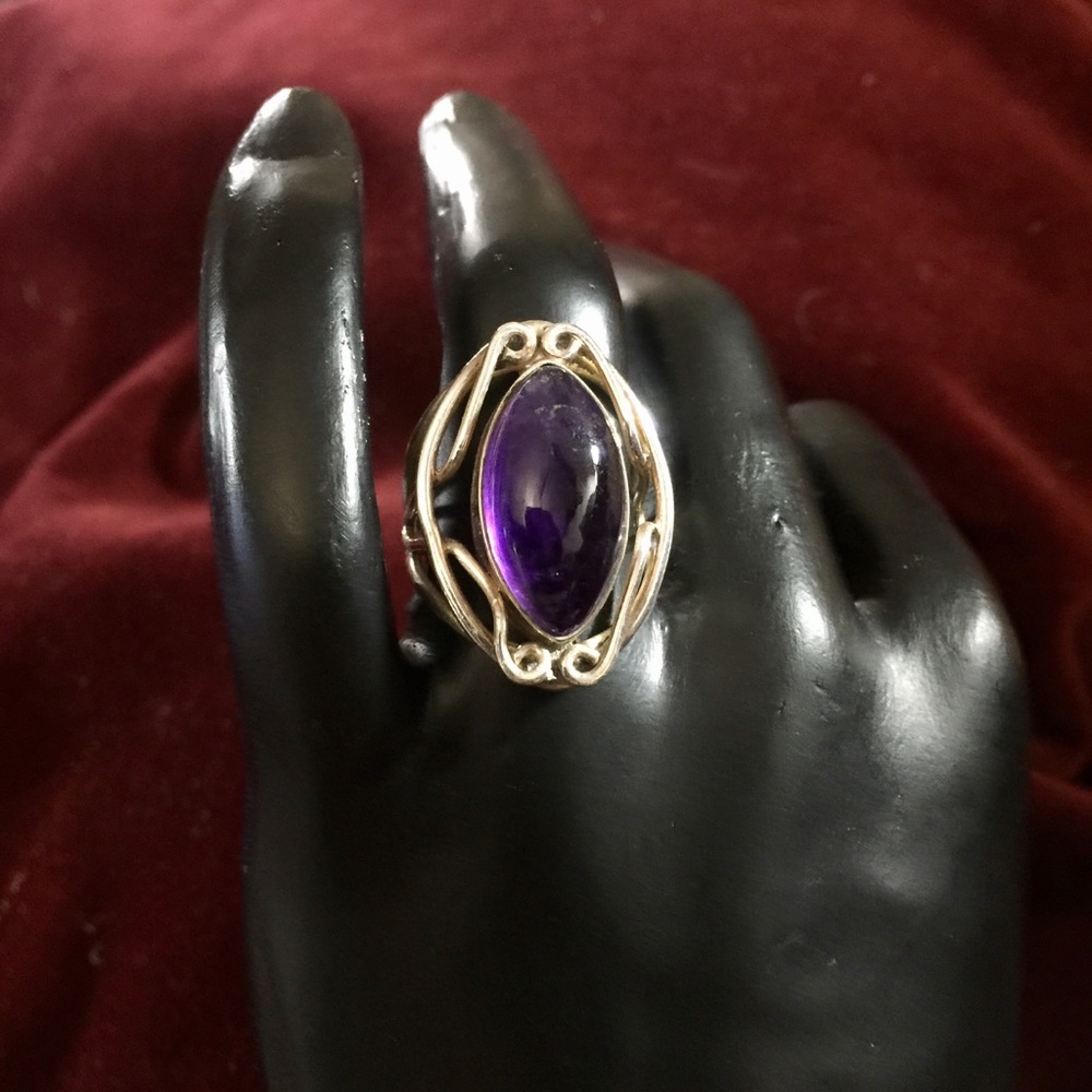 Amethyst & 925 Silver Ring - image 5